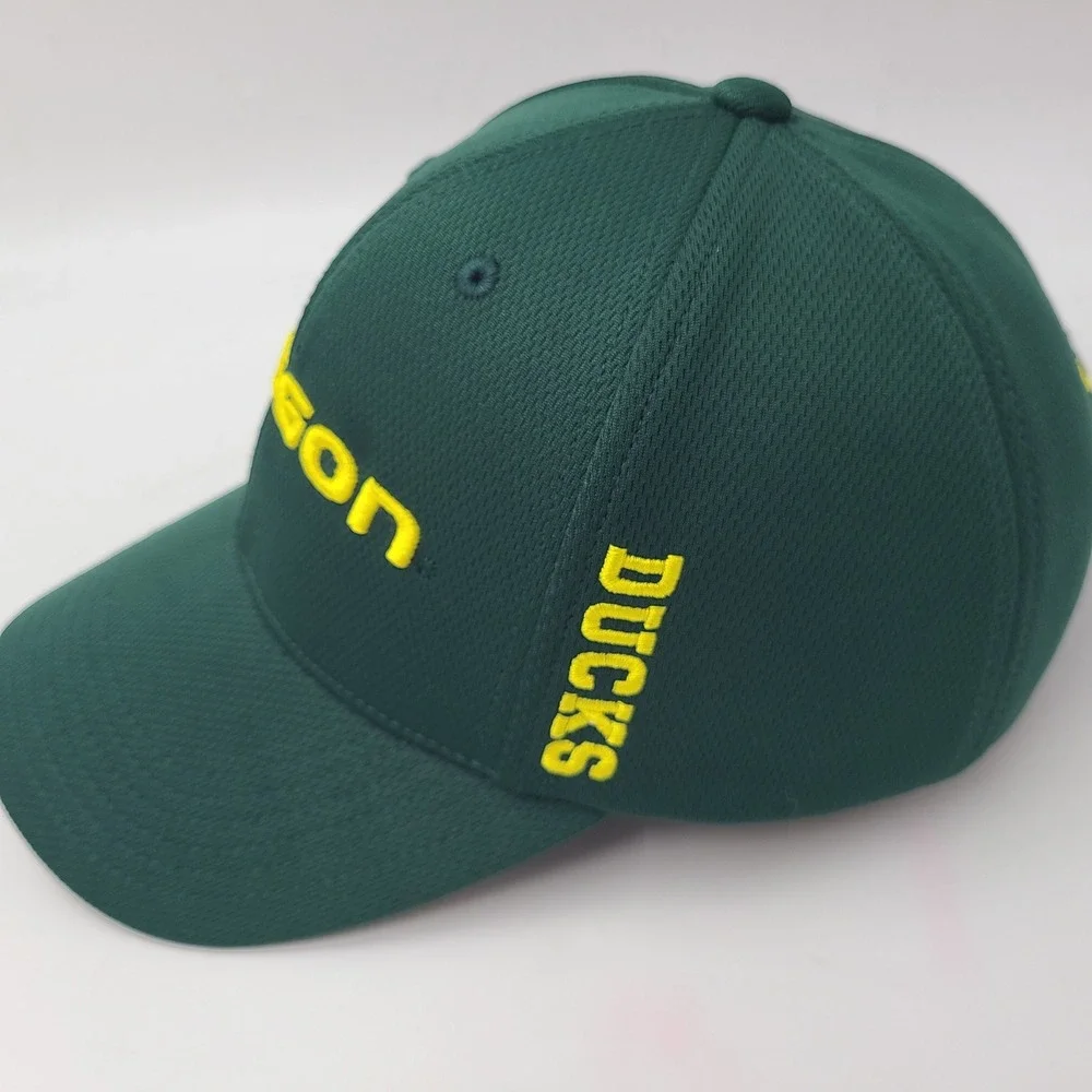 Oregon‎ Ducks Hat Adjustable Top of the World Green Yellow NCAA University Men